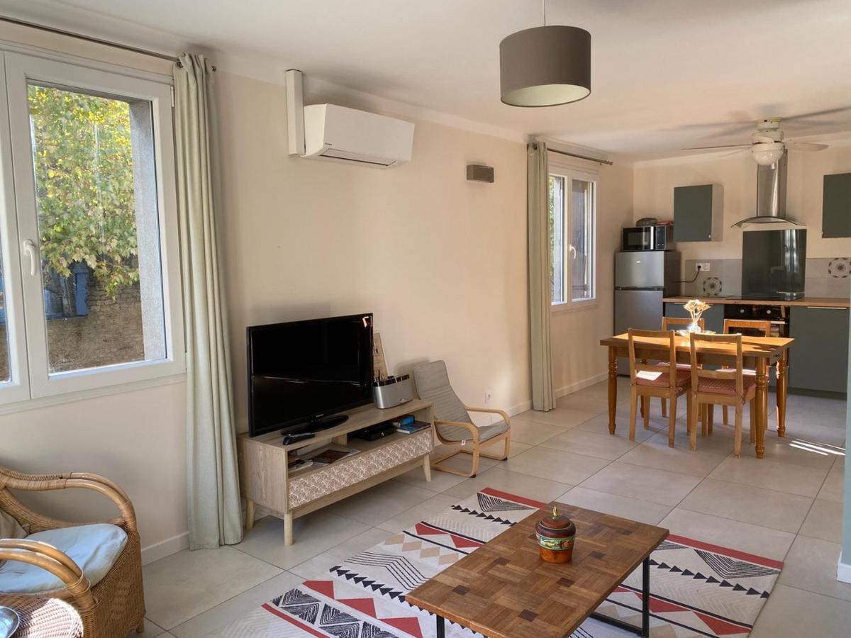 L'Esplanade, Appartement En Centre-Ville Au Calme Puisserguier Buitenkant foto